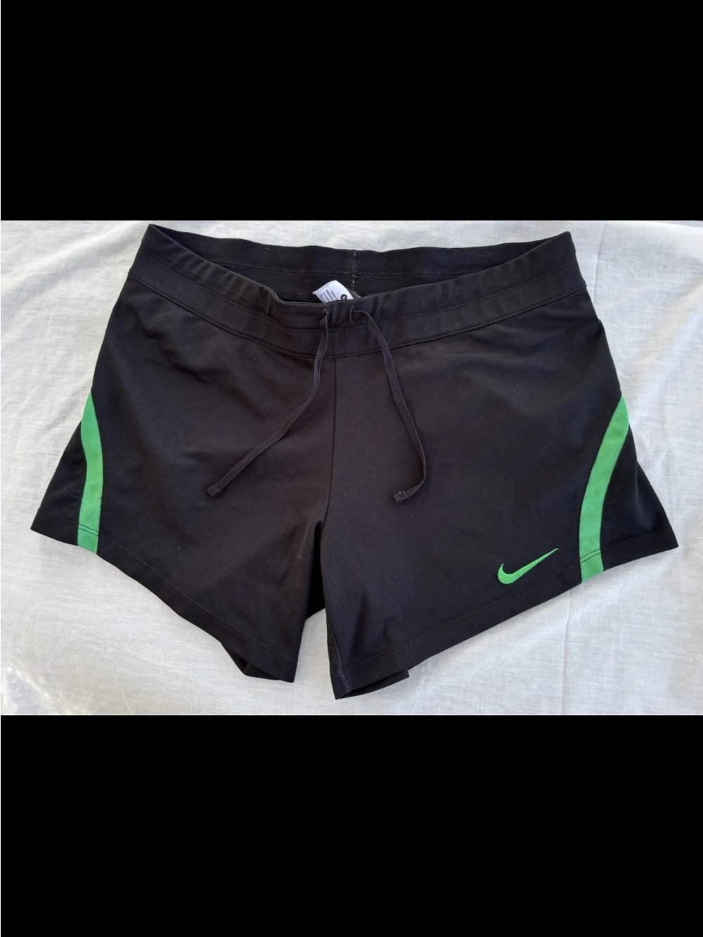 Nike Dri-Fit Embroidered Swoosh Athletic Mini Shorts Black Green Athleisure SZ.S